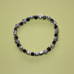 Pulsera hematite cubo alterna Cruz metal