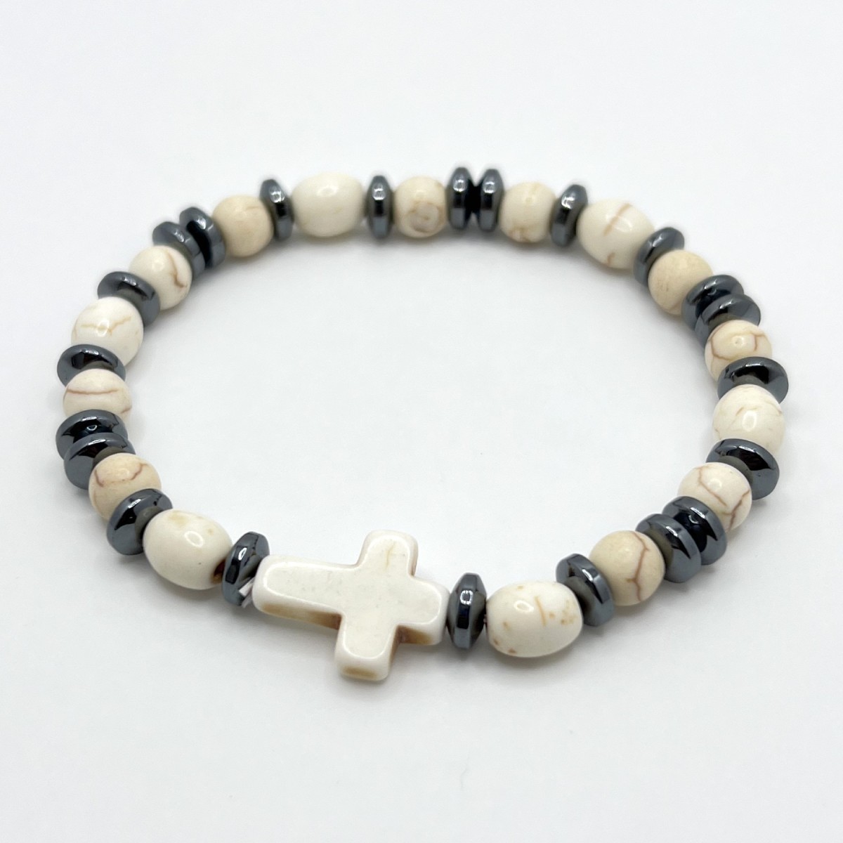 Pulsera elástica de hematite y piedra – artesanal y elegante