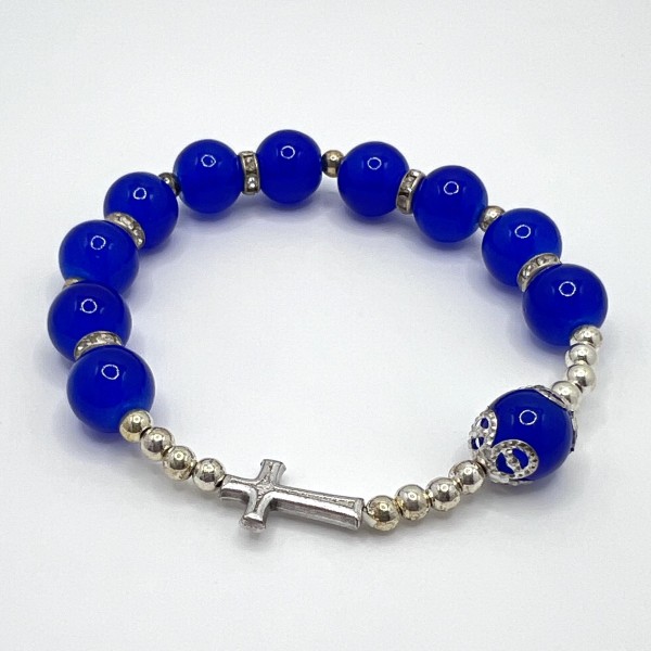 Pulsera elástica tipo perla con cruz de metal – cuentas de 8 mm