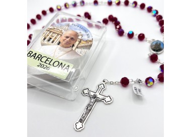 Rosario de cristal facetado rojo edición Barcelona Papa Leone XIV – cuentas de 8 mm
