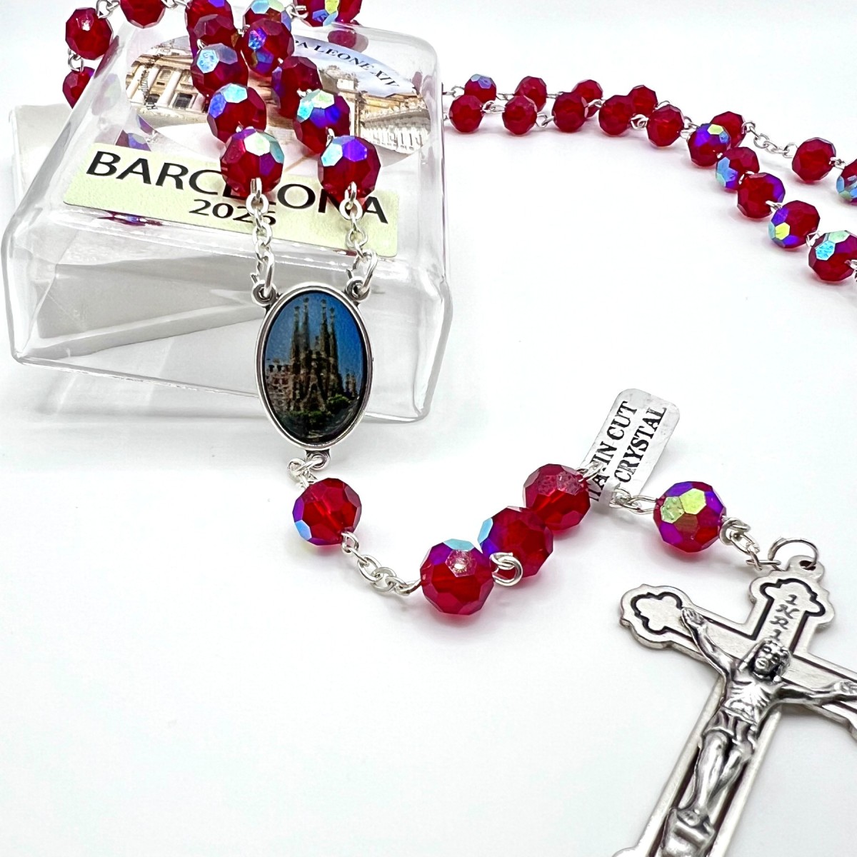 Rosario de cristal facetado rojo edición Barcelona Papa Leone XIV – cuentas de 8 mm