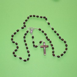 Rosario madera ovalada oscuro